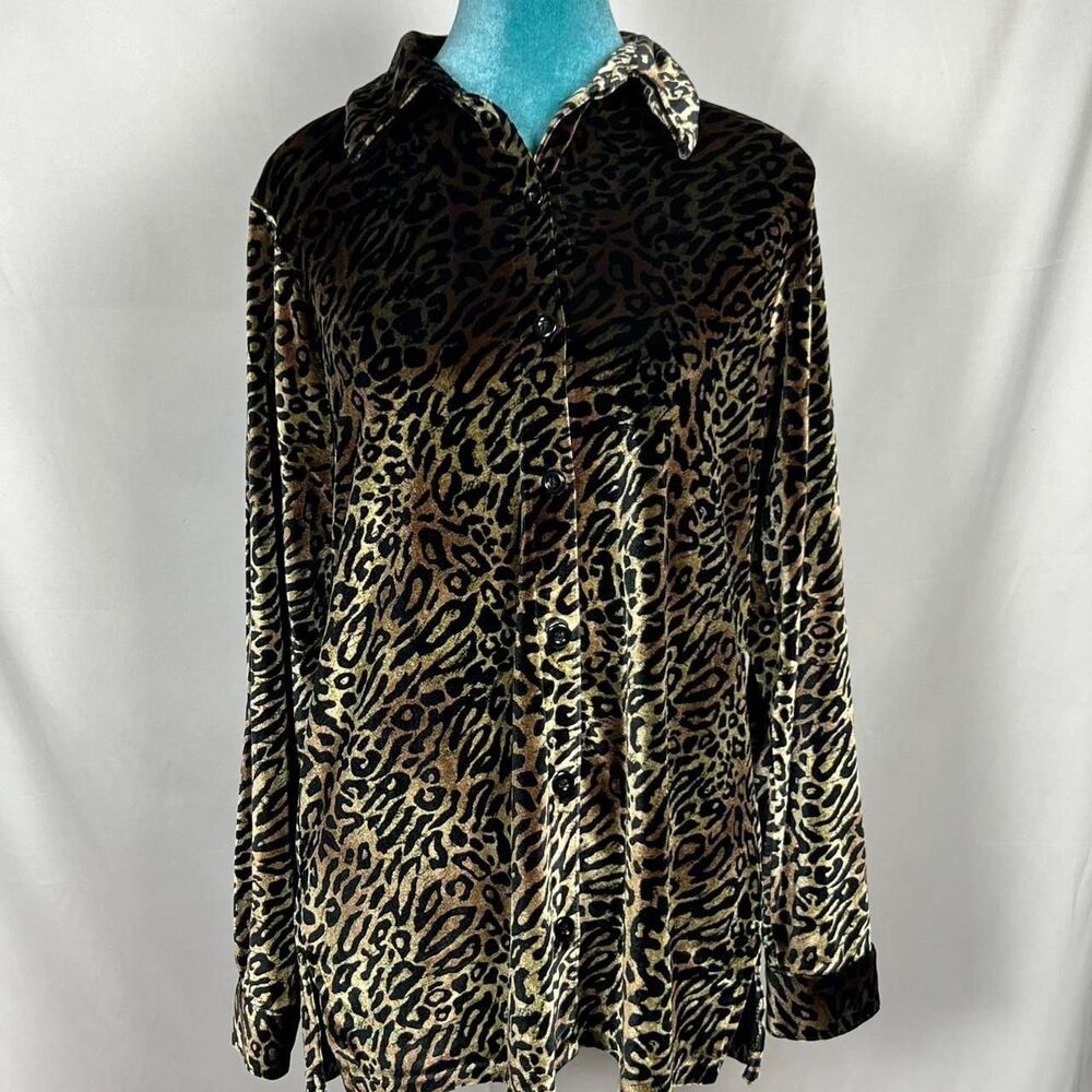 Vintage y2k DENIM &‎ CO. Vintage Leopard Print Velvet Button-Up Shirt (Size S)